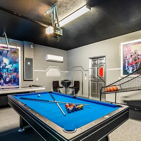 Windsor Westside Resort 7 Bedroom Home Game Room 0855